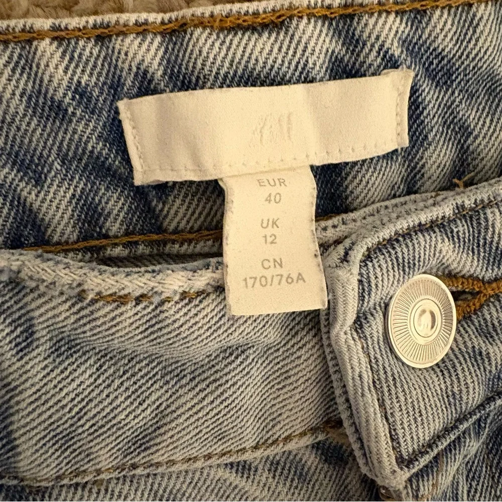 H&M Light Blue Bootcut Jeans - Picture 3 of 6
